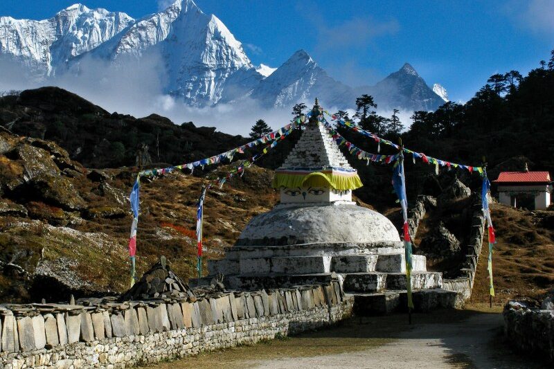 Everest Base Camp, Cho La Pass & Gokyo Ri Trek